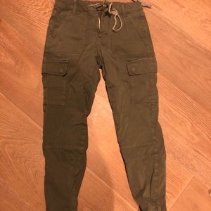 American Eagle Olive Green Cargo Skinny Jeans